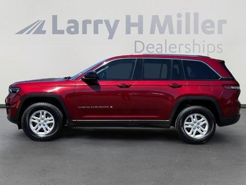 2023 Jeep Grand Cherokee Laredo