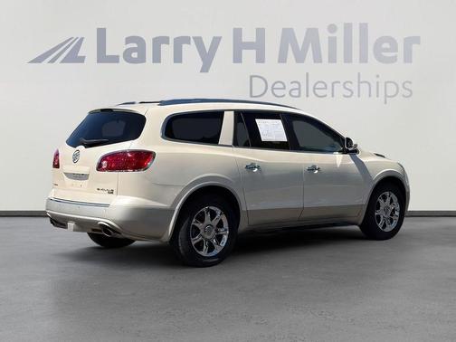 White Diamond Tri-Coat 2009 Buick Enclave