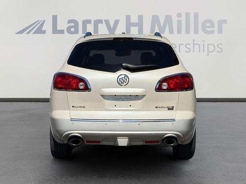 White Diamond Tri-Coat 2009 Buick Enclave