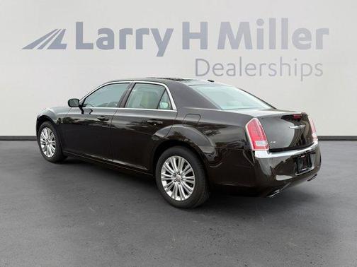 2013 Chrysler 300 Base