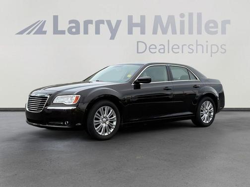 2013 Chrysler 300 Base