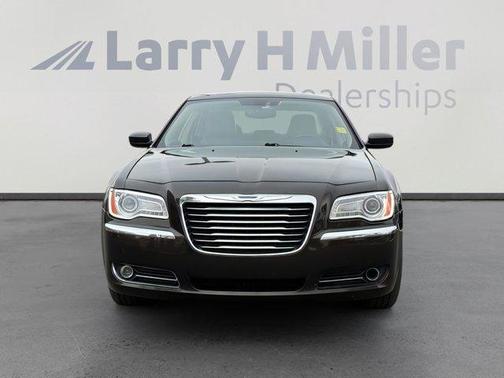 2013 Chrysler 300 Base