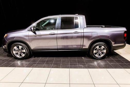 Photo 4 of 34 of 2019 Honda Ridgeline RTL
