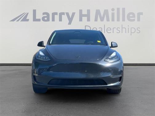 2024 Tesla Model Y Standard Range