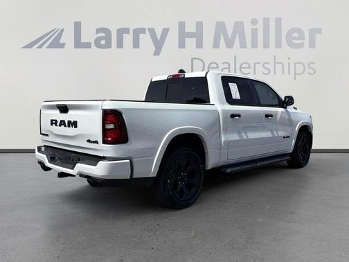 Bright White Clearcoat 2026 RAM 1500 Big Horn