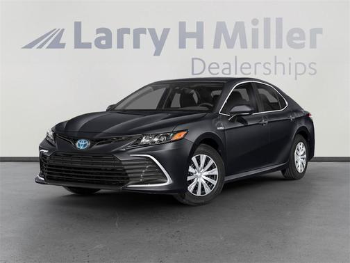 2022 Toyota Camry Hybrid XLE