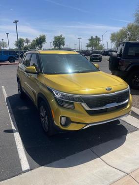 Starbright Yellow 2021 Kia Seltos SX