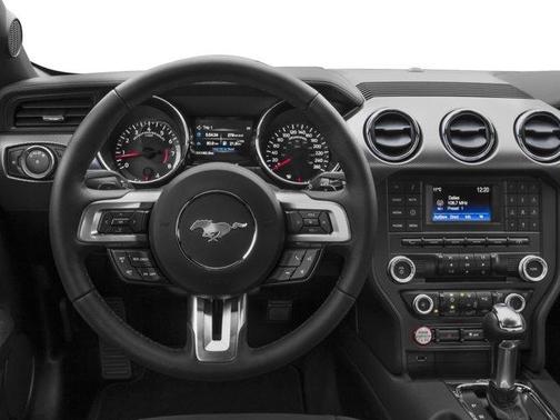 2017 Ford Mustang V6