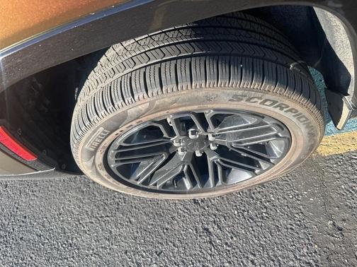 2023 Jeep Wagoneer L Series II