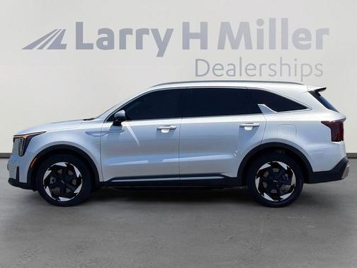 Silky Silver 2025 Kia Sorento Hybrid EX
