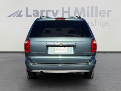 2006 Chrysler Town & Country Limited
