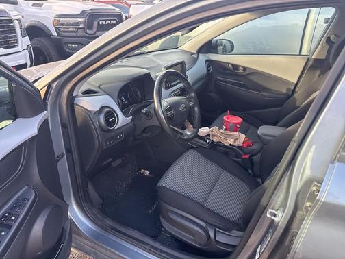 2020 Hyundai KONA SEL