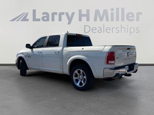 Pearl White 2017 RAM 1500 Laramie