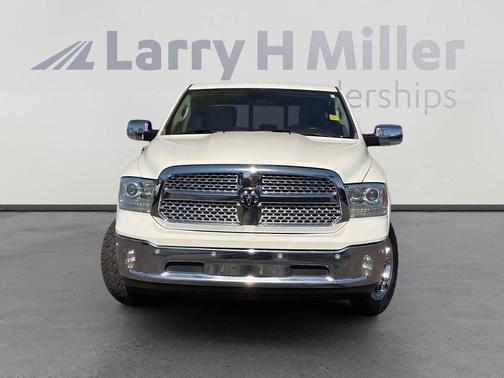 Pearl White 2017 RAM 1500 Laramie