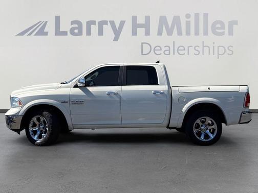 Pearl White 2017 RAM 1500 Laramie