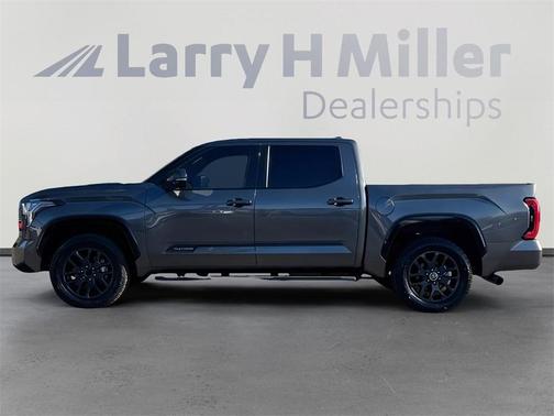 2023 Toyota Tundra Hybrid Platinum