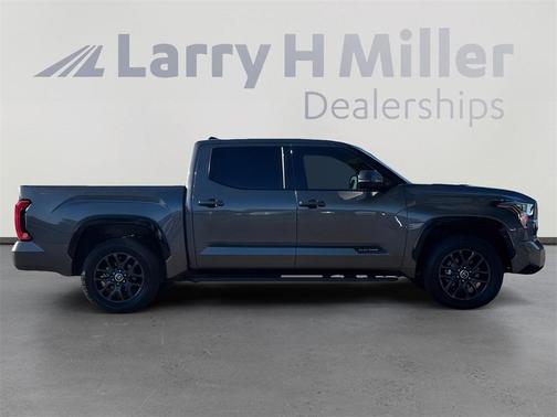 2023 Toyota Tundra Hybrid Platinum