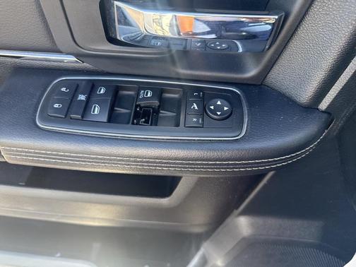 2014 RAM 1500 Sport