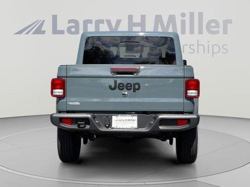 Anvil Clearcoat 2026 Jeep Gladiator Sport