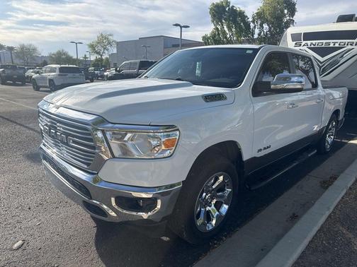 Bright White Clearcoat 2019 RAM 1500 Big Horn