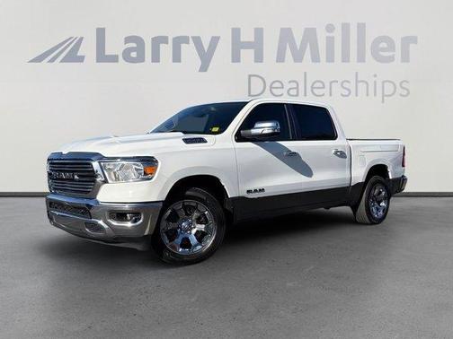 Bright White Clearcoat 2019 RAM 1500 Big Horn