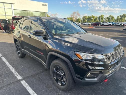 2024 Jeep Compass Trailhawk