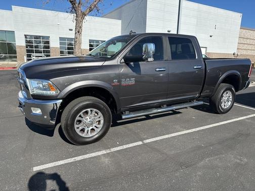 2016 RAM 2500 Laramie