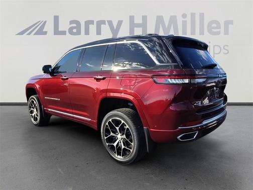 2025 Jeep Grand Cherokee Summit