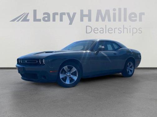 2017 Dodge Challenger SXT