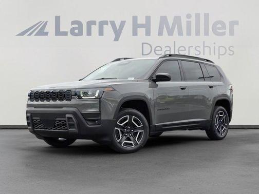 Sting Gray Clearcoat 2026 Jeep Cherokee LAREDO/LIMITED
