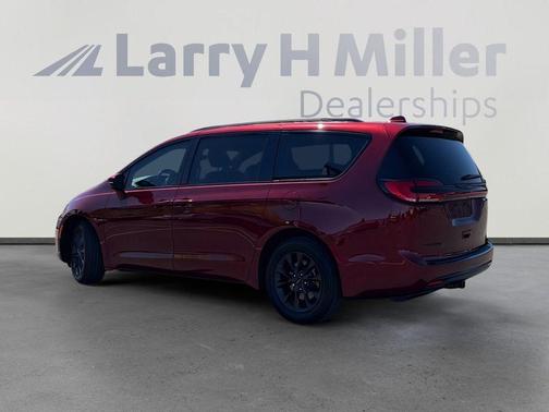 2021 Chrysler Pacifica Touring-L