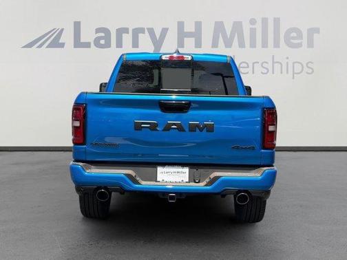 Hydro Blue Pearlcoat 2026 RAM 1500 Laramie