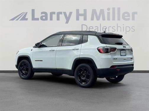 2023 Jeep Compass Trailhawk