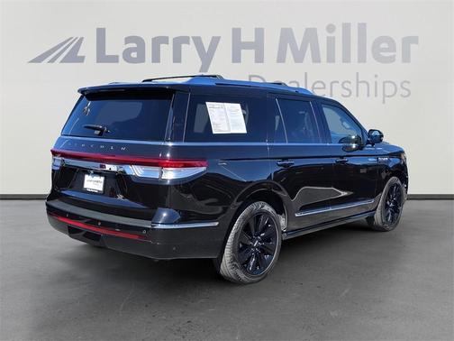 2023 Lincoln Navigator Reserve