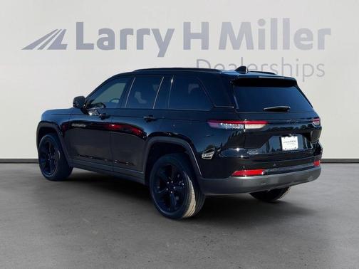 2022 Jeep Grand Cherokee Altitude