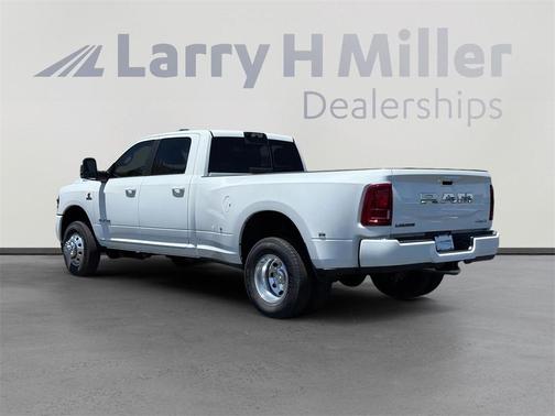 2025 RAM 3500 Laramie