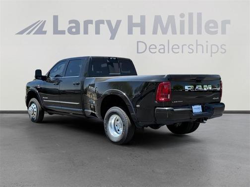 2025 RAM 3500 Limited