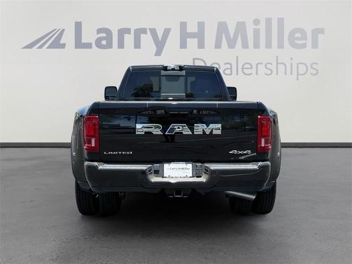 2025 RAM 3500 Limited