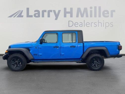 2023 Jeep Gladiator Sport