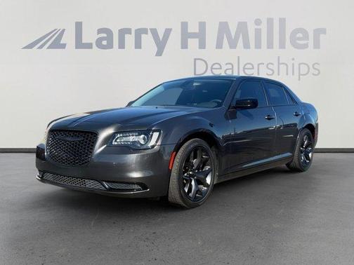 2023 Chrysler 300 Touring