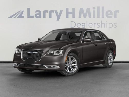 2023 Chrysler 300 Touring
