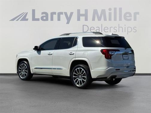 2020 GMC Acadia Denali