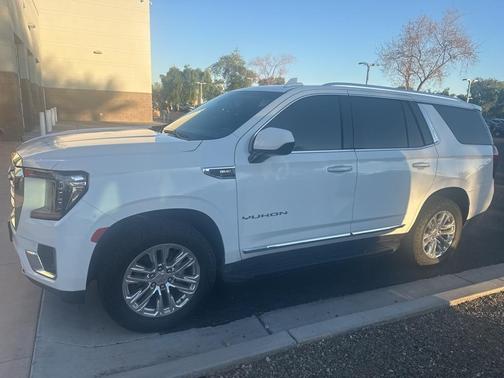 2022 GMC Yukon SLT
