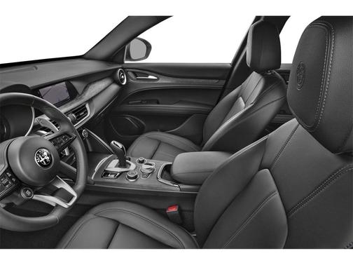 2024 Alfa Romeo Stelvio Base