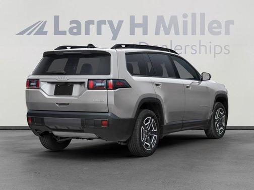 Silver Zynith Clearcoat 2026 Jeep Cherokee LAREDO/LIMITED