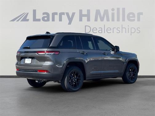 2025 Jeep Grand Cherokee Overland