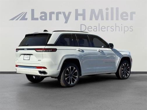 2025 Jeep Grand Cherokee Overland