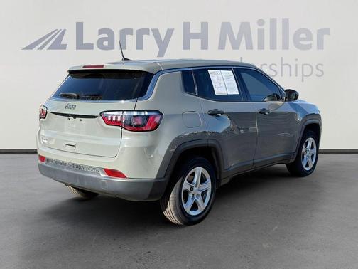 2023 Jeep Compass Sport