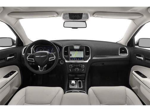 2018 Chrysler 300 Touring