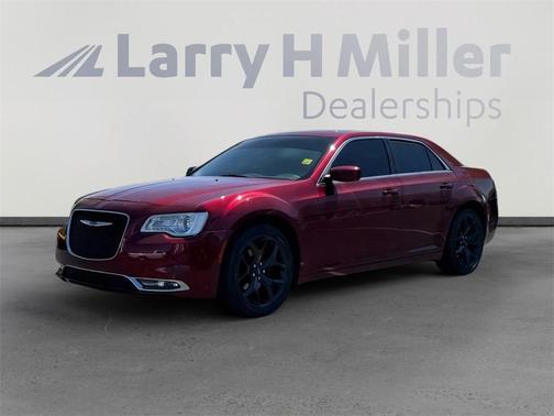 2018 Chrysler 300 Touring